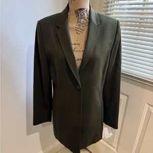 NWT Lord & Taylor stunning wool spandex blend olive blazer jacketed size 10